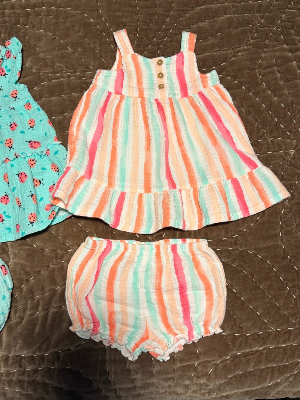 Baby girl summer clothing bundle lot - Picture 9 of 15